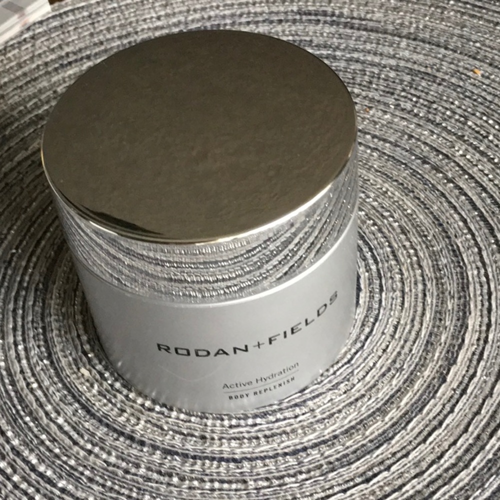 Rodan+Fields Active Hydration Body Replenish